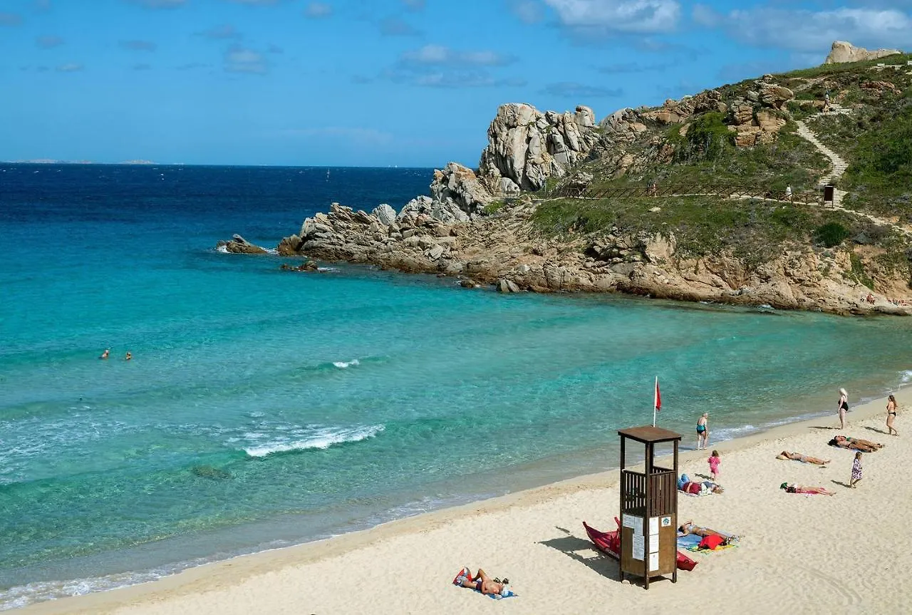 Glorious Residence Le Pavoncelle One Bedroom Sleeps Four Child Num1452 contacts