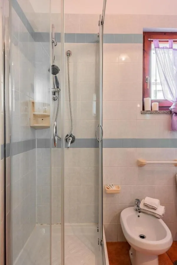 Glorious Residence Le Pavoncelle One Bedroom Sleeps Four Child Num1452 Santa Teresa Gallura Apartment