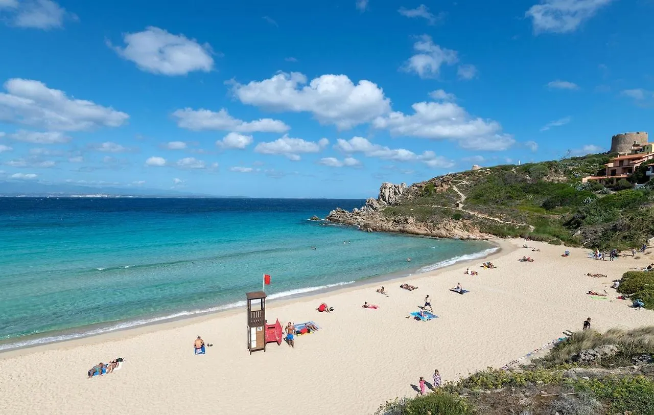 Apartment Glorious Residence Le Pavoncelle One Bedroom Sleeps Four Child Num1452 Santa Teresa Gallura